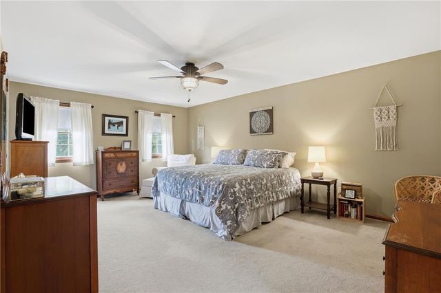5233 Timber Lane, North Whitehall Twp, PA 18078