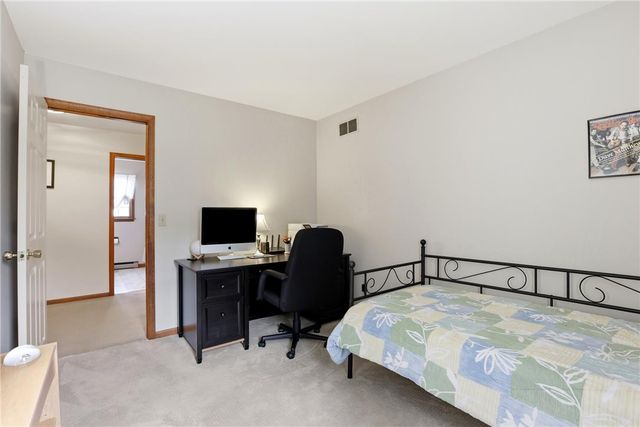 5233 Timber Lane, North Whitehall Twp, PA 18078