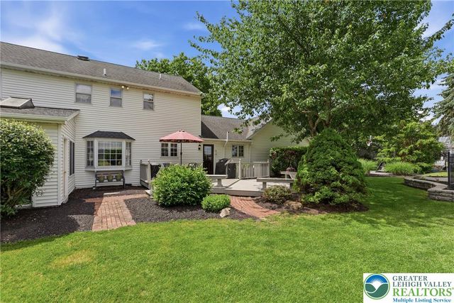 5233 Timber Lane, North Whitehall Twp, PA 18078