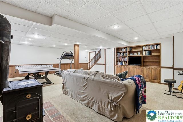 5233 Timber Lane, North Whitehall Twp, PA 18078