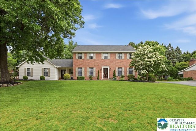 5233 Timber Lane, North Whitehall Twp, PA 18078