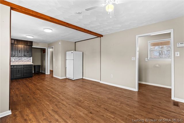 217 Beckett Street, Jeffersonville, IN 47129