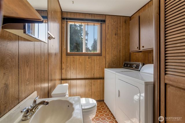 18925 49th Place W, Lynnwood, WA 98036