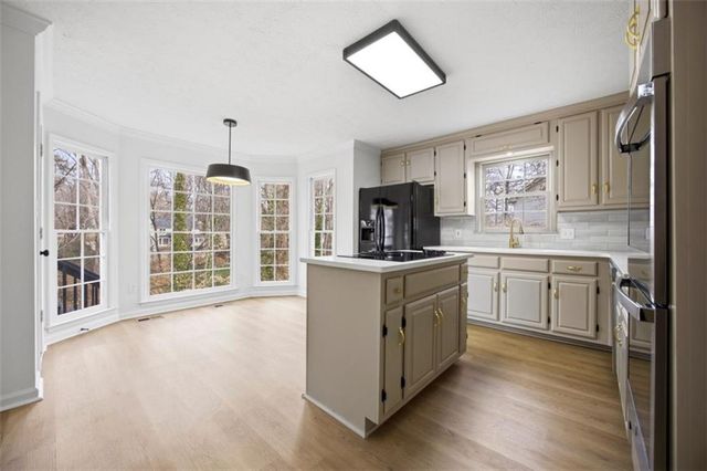 1619 Walden Pond Road, Suwanee, GA 30024