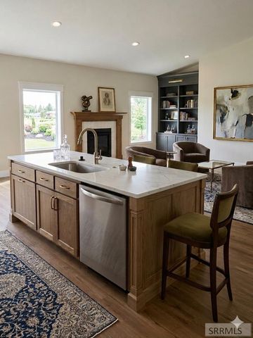 360 Meadow Walk Dr, Shelley, ID 83274
