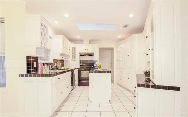7612 N 20th Street, Mcallen, TX 78504