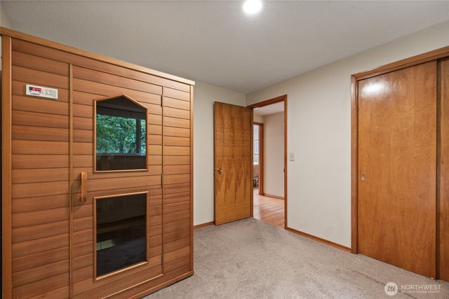 7215 25th Street W, University Place, WA 98466