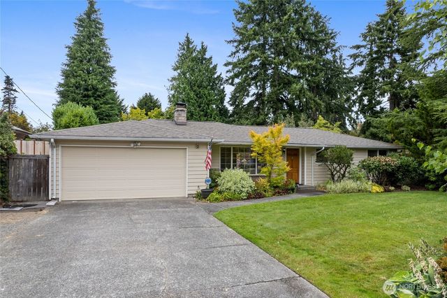7215 25th Street W, University Place, WA 98466