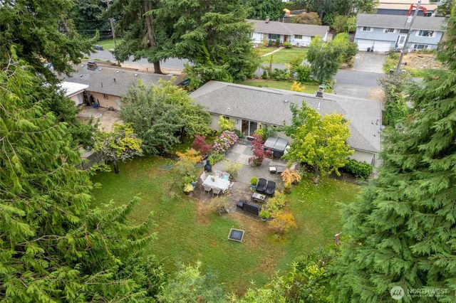 7215 25th Street W, University Place, WA 98466