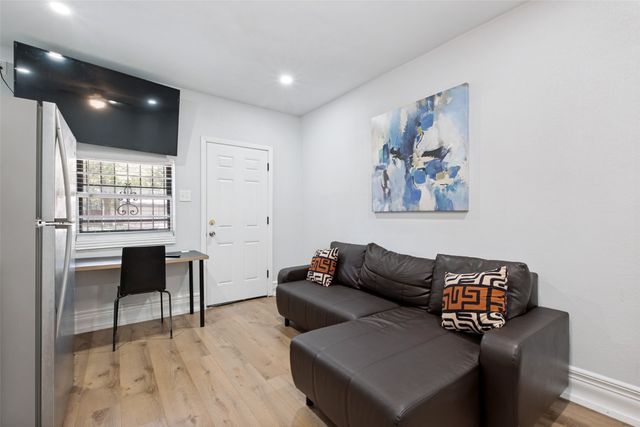 6810 Marla Drive, Dallas, TX 75217
