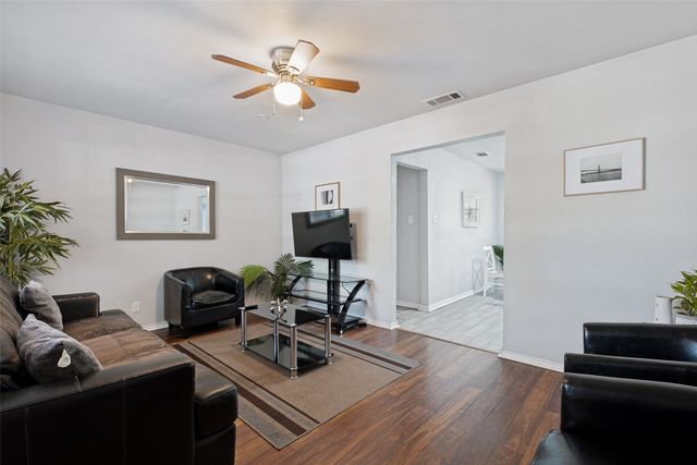 6810 Marla Drive, Dallas, TX 75217