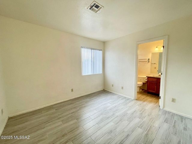 1701 N 6th Avenue, Tucson, AZ 85705
