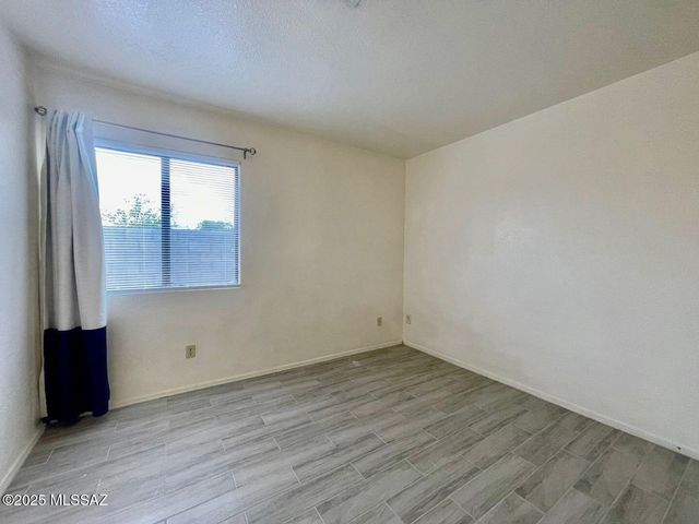 1701 N 6th Avenue, Tucson, AZ 85705