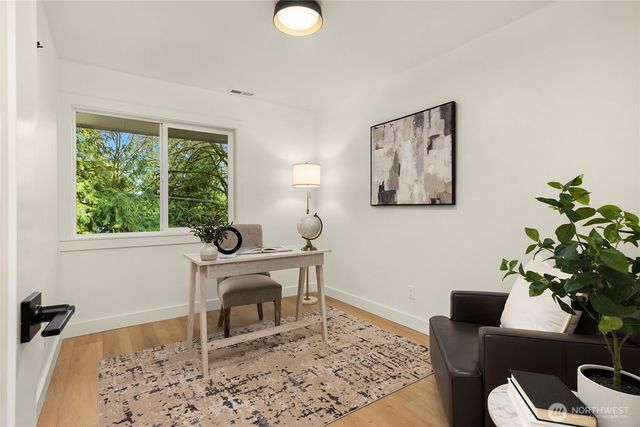 14442 Phelps Road NE, Bainbridge Island, WA 98110