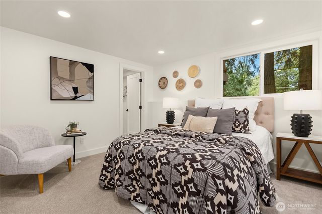 14442 Phelps Road NE, Bainbridge Island, WA 98110