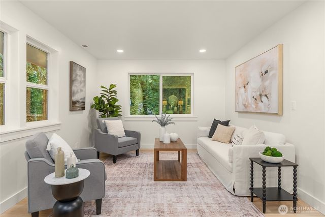 14442 Phelps Road NE, Bainbridge Island, WA 98110