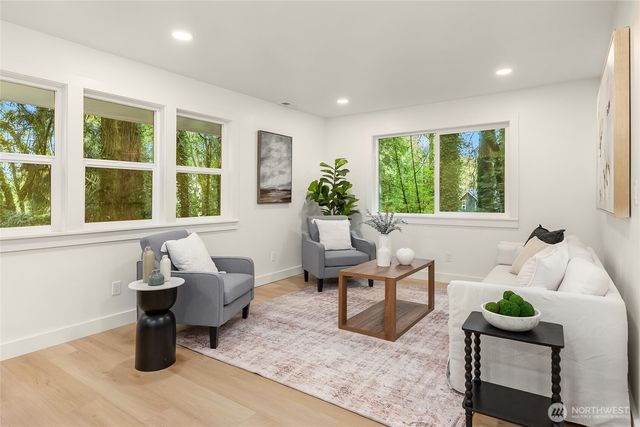 14442 Phelps Road NE, Bainbridge Island, WA 98110