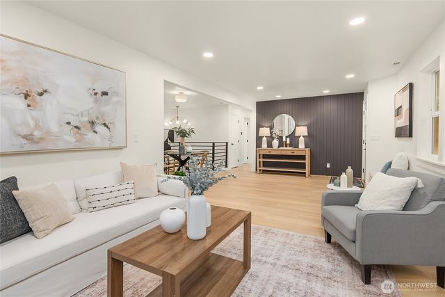 14442 Phelps Road NE, Bainbridge Island, WA 98110