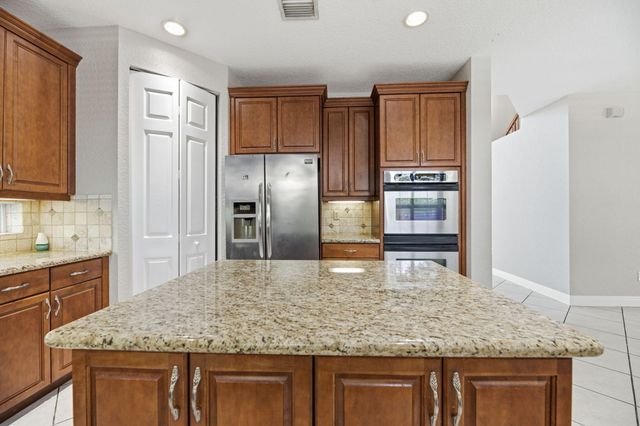 9705 Napoli Woods Lane, Delray Beach, FL 33446