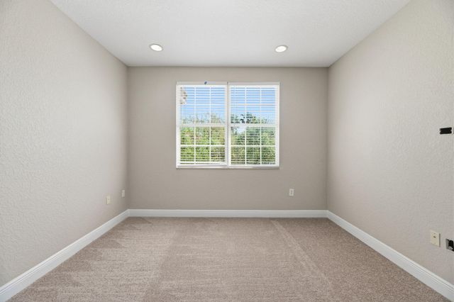 9705 Napoli Woods Lane, Delray Beach, FL 33446