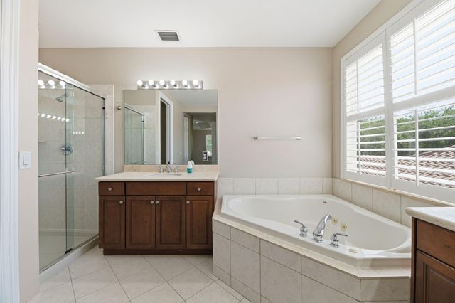 9705 Napoli Woods Lane, Delray Beach, FL 33446