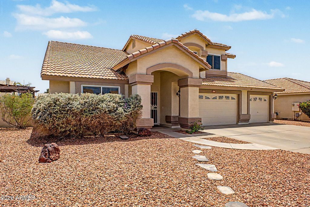 7641 W MAUI Lane, Peoria, AZ 85381