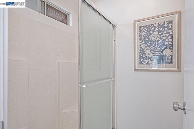 10 Fig Leaf Ct, Sacramento, CA 95838