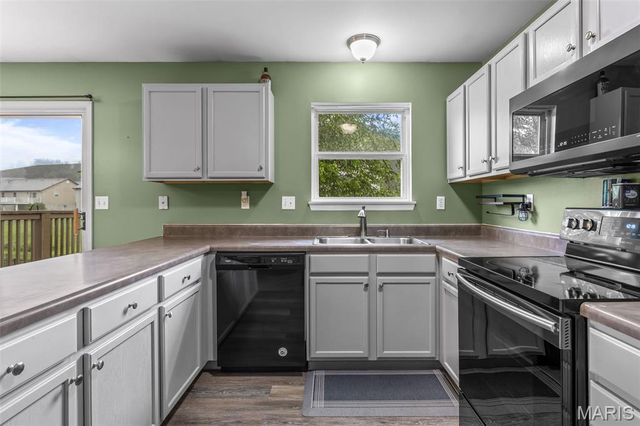 4222 NW Point Drive, House Springs, MO 63051