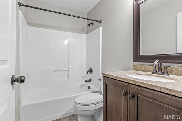4222 NW Point Drive, House Springs, MO 63051