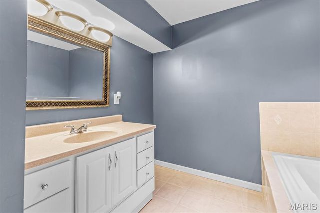 4222 NW Point Drive, House Springs, MO 63051