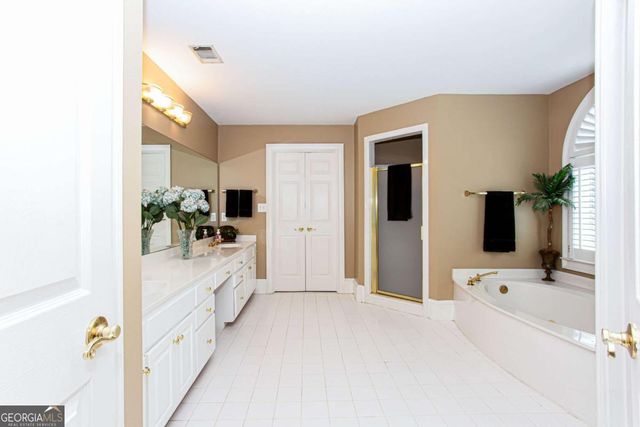 2651 Brentford Lane, Snellville, GA 30078