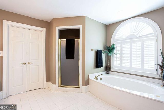 2651 Brentford Lane, Snellville, GA 30078