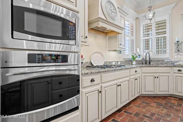 394 Fly Away Court, Biloxi, MS 39531