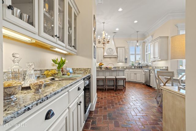 394 Fly Away Court, Biloxi, MS 39531