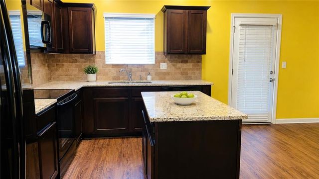 2522 Garnet Avenue, Riverdale, GA 30296