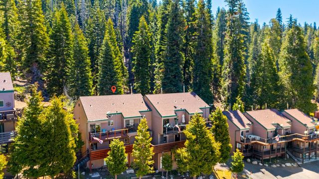 33757 Upper Leland Rd B, Pinecrest, CA 95364