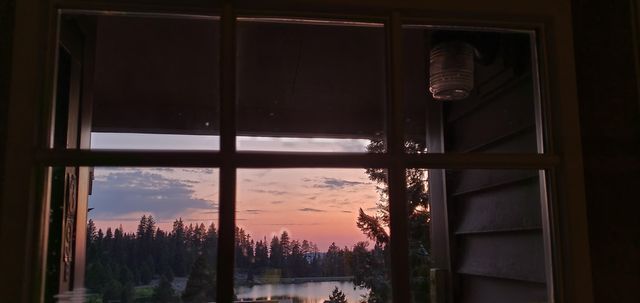 33757 Upper Leland Rd B, Pinecrest, CA 95364