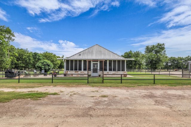 362 County Road 3230, Clifton, TX 76634