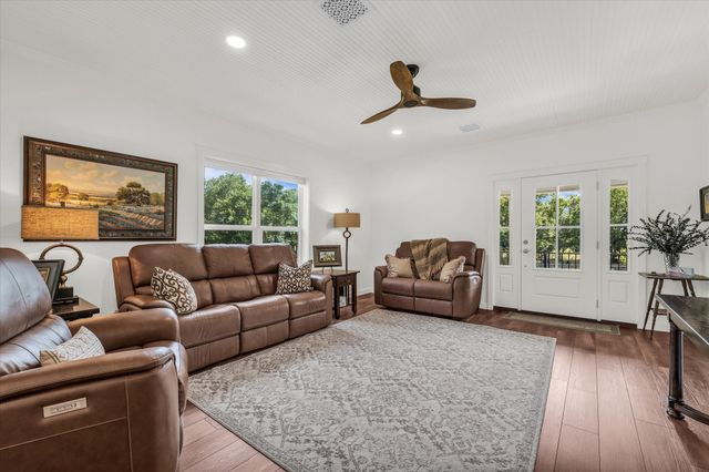 362 County Road 3230, Clifton, TX 76634
