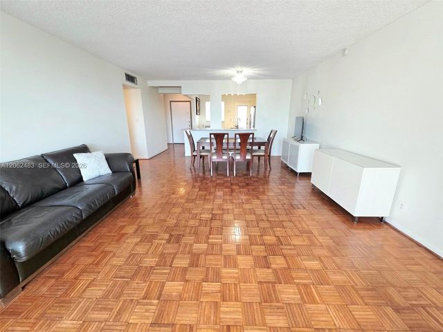 319 NE 14th Avenue 702, Hallandale Beach, FL 33009