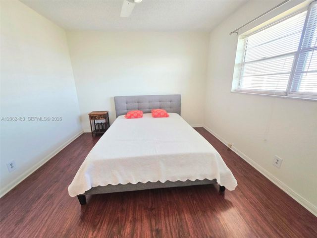 319 NE 14th Avenue 702, Hallandale Beach, FL 33009