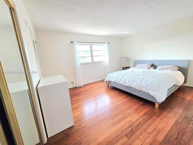 319 NE 14th Avenue 702, Hallandale Beach, FL 33009
