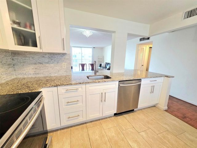 319 NE 14th Avenue 702, Hallandale Beach, FL 33009