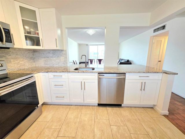 319 NE 14th Avenue 702, Hallandale Beach, FL 33009