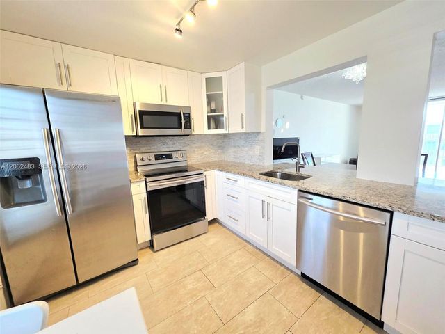 319 NE 14th Avenue 702, Hallandale Beach, FL 33009