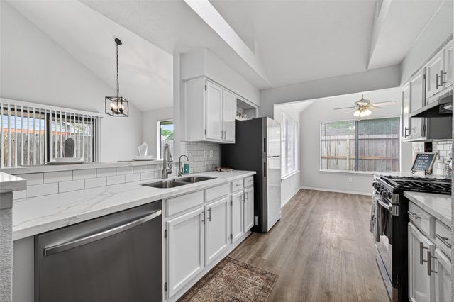 2302 Wigmaker Drive, Katy, TX 77493