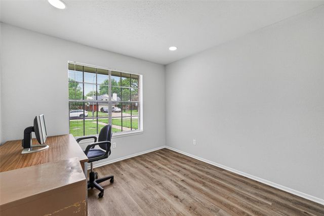 2302 Wigmaker Drive, Katy, TX 77493