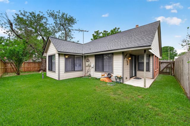 2302 Wigmaker Drive, Katy, TX 77493