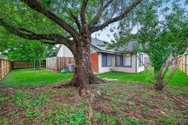 2302 Wigmaker Drive, Katy, TX 77493
