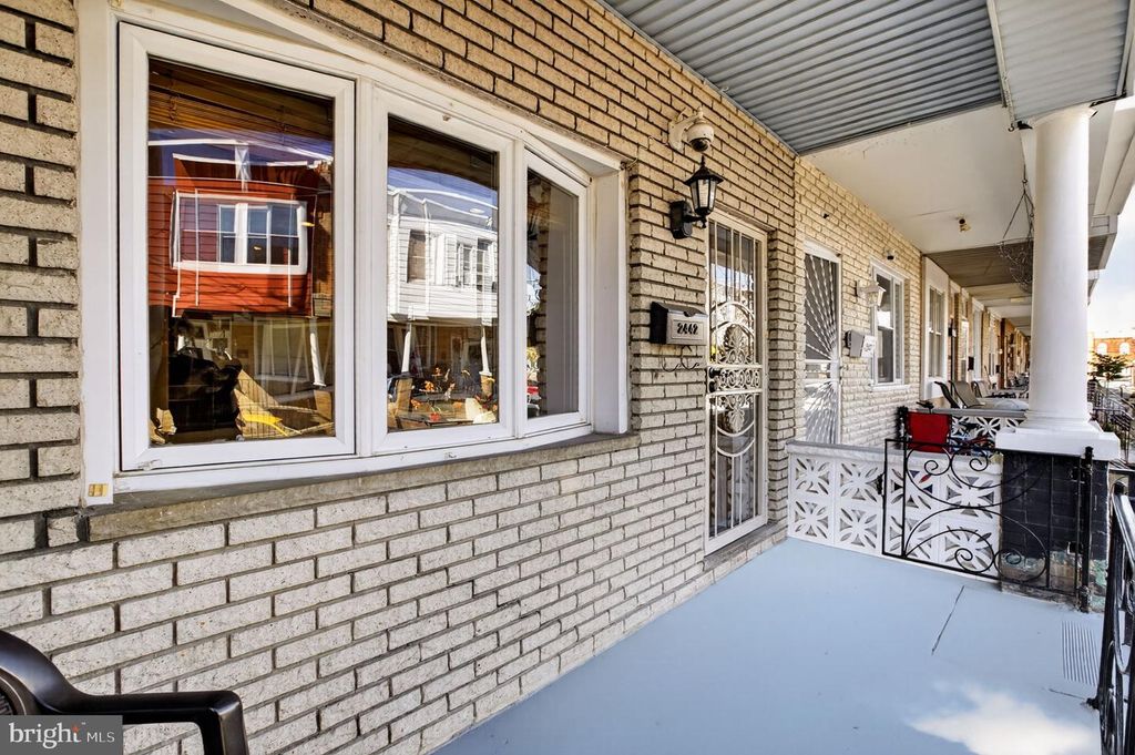 2442 S LAWRENCE ST, PHILADELPHIA, PA 19148 — photo 3